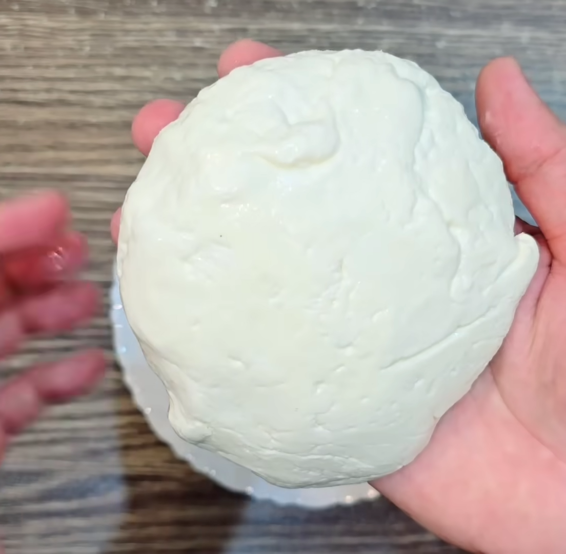 Shape the Mozzarella