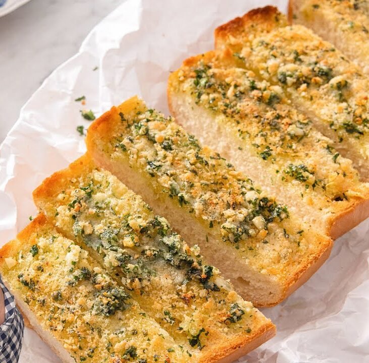 Garlic Cheese Bread Recipe